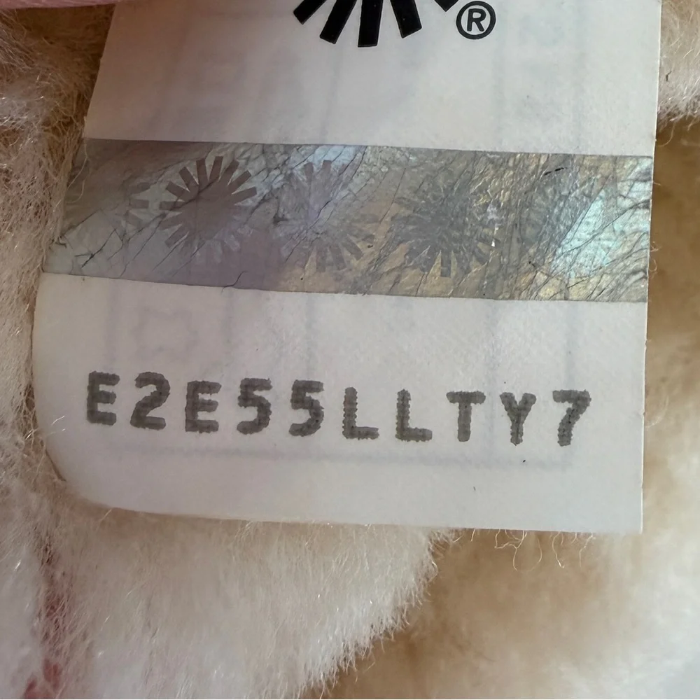 UGG Infant‎ Erin Suede Shearling Lined Boots USA Size 2 / 3 Uggs Chestnut Ugg